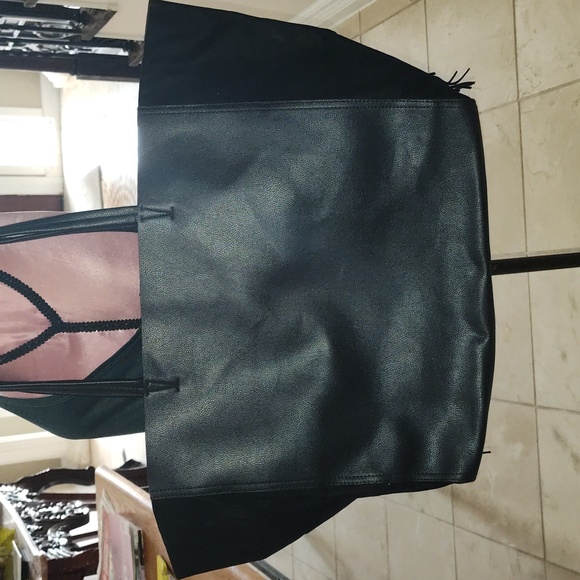 Handbag - Picture 3 of 5